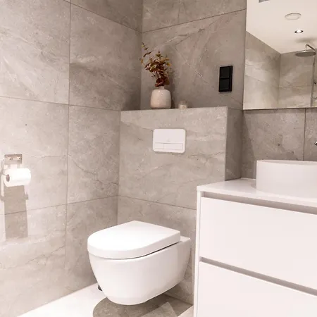 New Luxury Near Henningsvaer Lofoten Kleppstad