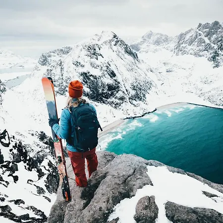 New Luxury Cabin Near Henningsvaer Front Row Lyngvaer Lodges Kleppstad